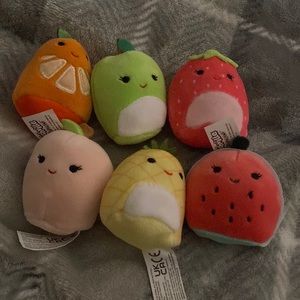 Mini squish fruits